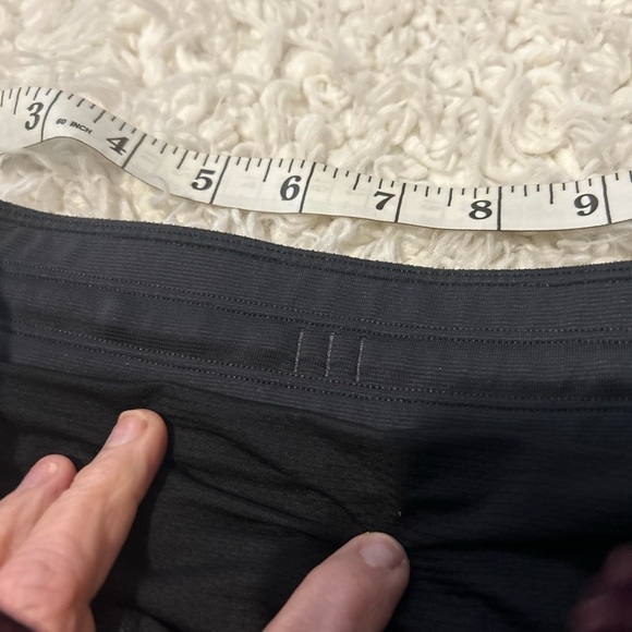 50%off w♥️ 
Men’s Lululemon Patterned Athletic Shorts with Built in Underwear 75 - Picture 11 of 13